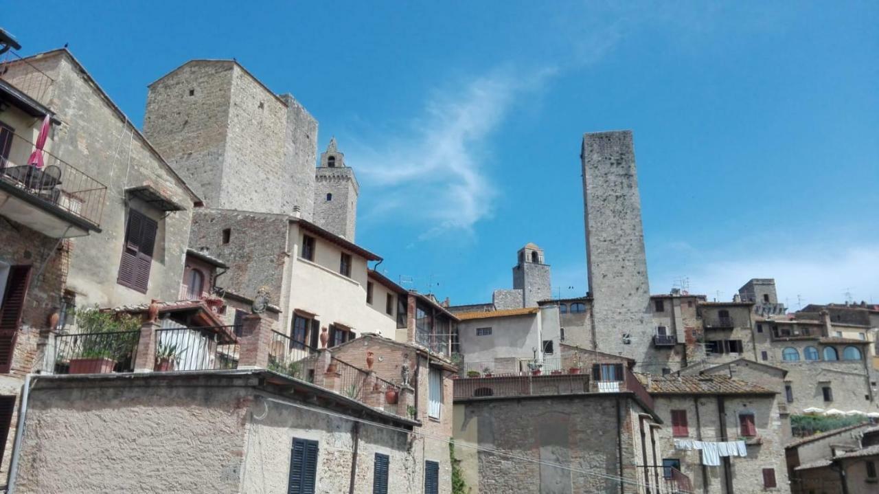 Affittacamere Chiti Melania San Gimignano Exterior photo